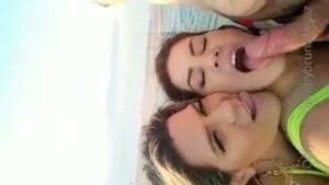 Vídeos boquetes em cima de Bruna Ferraz e uma amiga chupando pau