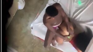 Vídeos de Nabrisa fazendo sexo