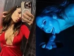 Mulher Melão, a famosa do OnlyFans, fazendo um oral em um glory hole