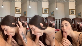 Vitoria Maboni fazendo um boquete no namorado e o deixando gozar em sua boca