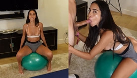 Esticada na bola de pilates, a safada Izzy Green faz um boquete no cara e recebe um presentinho na boca