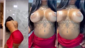 Videos da Kaylanne Reiis, com peitos grandes e piercing nos mamilos