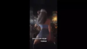 Luisa Sonza arrasando no palco, rebolando funk sem roupa íntima durante o show