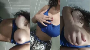 Flagra curioso do Aliic mostrando os peitinhos no banheiro da academia