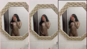 Fernanda Mota Farhat gravando um vídeo de corpo nu, exibindo toda a sua beleza