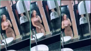 Babi Palomas se exibindo no banheiro do shopping