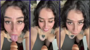 Nica Domingues dando uma chupada no brinquedinho com muito desejo de verdade