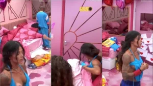 Aline Campos é pega de surpresa mostrando as teta no BBB26