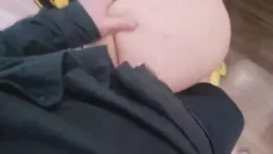 Amor e sexo em um vídeo picante de incesto com uma filha branquinha cheia de atitude