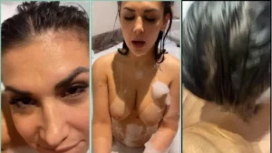 Jessica Sampaio aproveitando um momento íntimo na banheira