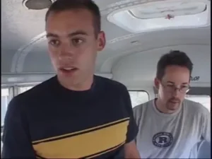 Vídeo da garota mandando ver no ônibus em Cascavel, 5x1!