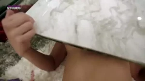 Mulherzinha de 4, se jogando pro pai com aquele pau enorme safado