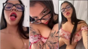 A morena Valeria Ardila adora causar!