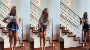 Karlyane Menezes arrasando com um vídeo de saia curta, estilo colegial, que deixa tudo mais interessante!