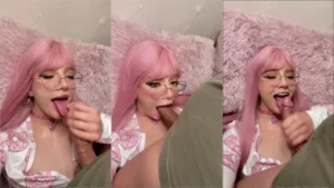 Putinha Lovingeli recebendo uma boa dose de leitinho