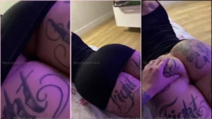 Anny Alves, a gostosa tatuada, tá sempre na melhor safadeza
