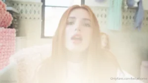 Bella Thorne tá linda pra caramba e causando!